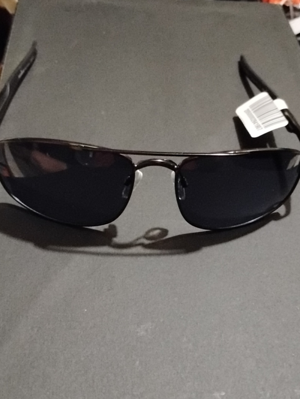Classic Aviator Sunglasses in Black